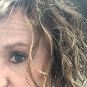 Meet your Posher, Jen